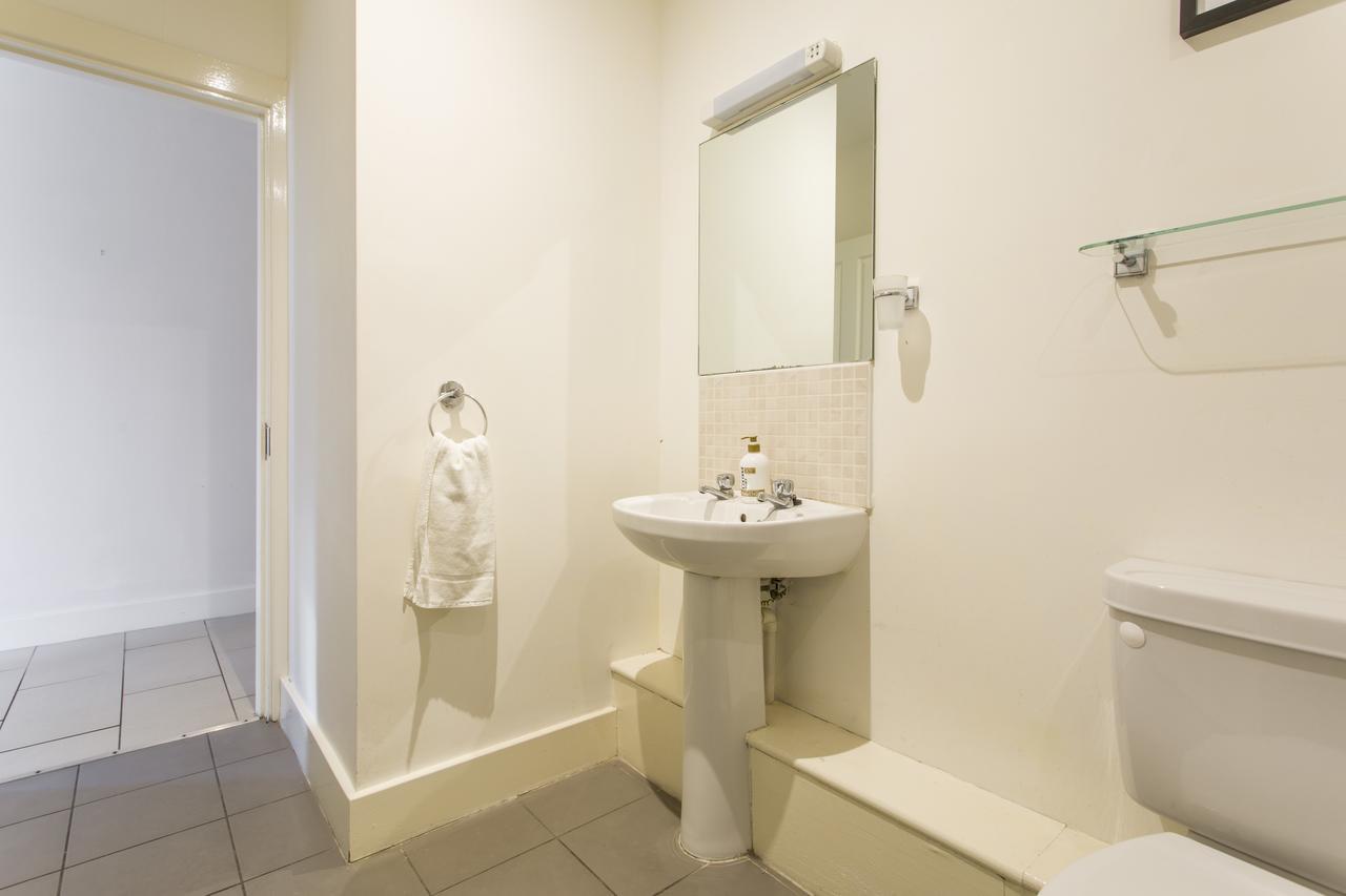 The Artane Self Catering Appartement Dublin Buitenkant foto